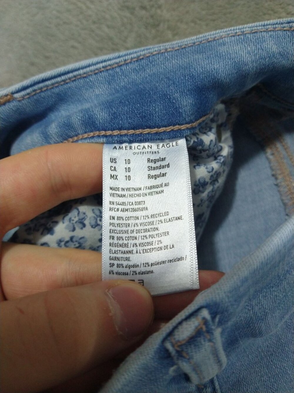 American Eagle Jeans Womens 10 Blue Denim Curvy Super High Rise Flare Distressed - Picture 8 of 10